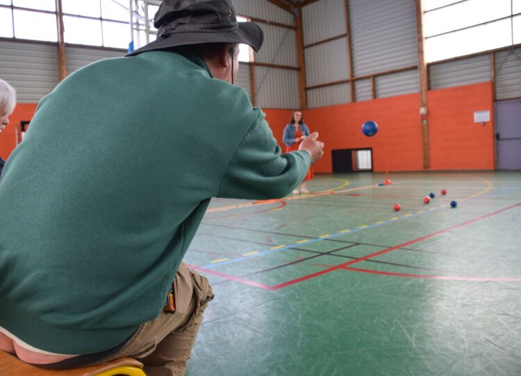 jeu, boccia, tournoi de sport, personnes en situation de handicap
